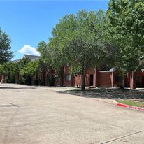 Travelodge by Wyndham Arlington/Dallas Area