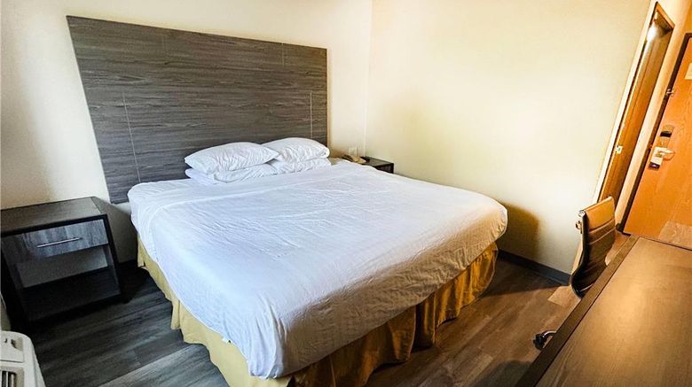 <b>Travelodge by Wyndham Arlington/Dallas Area Room</b>. Images powered by <a href="https://iceportal.shijigroup.com/" title="IcePortal" target="_blank">IcePortal</a>.