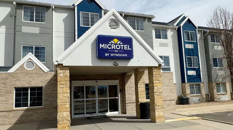 Microtel Inn & Suites by Wyndham Denver Exterior