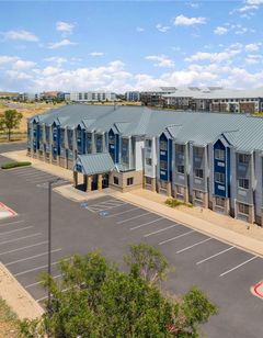 Microtel Inn & Suites by Wyndham Denver