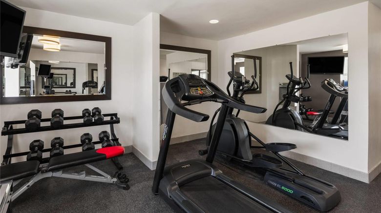 <b>Microtel Inn & Suites by Wyndham Denver Health</b>. Images powered by <a href="https://iceportal.shijigroup.com/" title="IcePortal" target="_blank">IcePortal</a>.