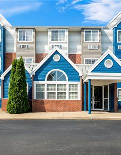 Microtel Inn & Suites Georgetown