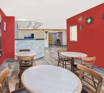 Microtel Inn-Stes by Wyndham Tuscaloosa Lobby