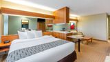 Microtel Inn & Suites by Wyndham Raton Suite