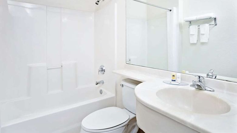 <b>Microtel Inn/Suites Morgan Hill/San Jose Room</b>. Images powered by <a href="https://iceportal.shijigroup.com/" title="IcePortal" target="_blank">IcePortal</a>.
