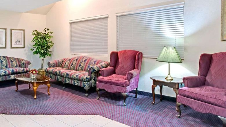 <b>Microtel Inn/Suites Morgan Hill/San Jose Lobby</b>. Images powered by <a href="https://iceportal.shijigroup.com/" title="IcePortal" target="_blank">IcePortal</a>.