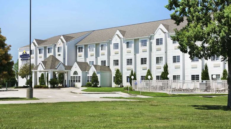 <b>Microtel Inn & Suites Baton Rouge Exterior</b>. Images powered by <a href="https://iceportal.shijigroup.com/" title="IcePortal" target="_blank">IcePortal</a>.