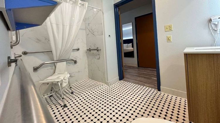 Microtel Inn & Suites by Wyndham Gallup Room