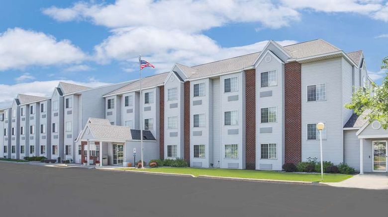Microtel Inn/Stes by Wyndham Fond Du Lac Exterior. Images powered by <a href="https://iceportal.shijigroup.com" target="_blank" rel="noopener">Ice Portal</a>.