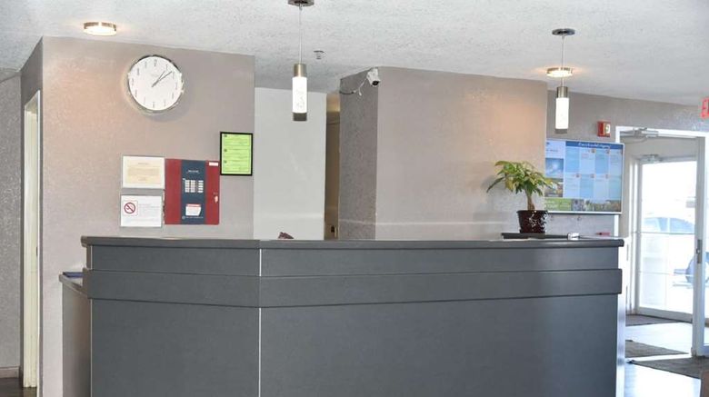 <b>Microtel Inn/Stes by Wyndham Fond Du Lac Lobby</b>. Images powered by <a href="https://iceportal.shijigroup.com/" title="IcePortal" target="_blank">IcePortal</a>.