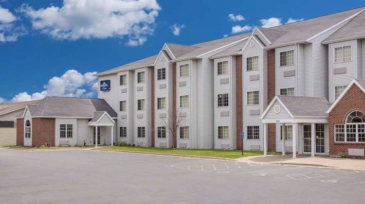Microtel Inn/Suites by Wyndham Appleton Exterior