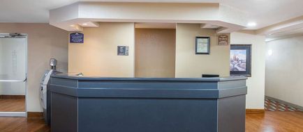 Microtel Inn/Suites by Wyndham Appleton Lobby