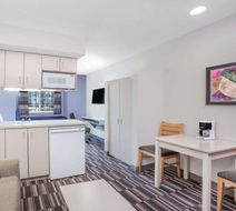 Microtel Inn/Suites by Wyndham Appleton Room