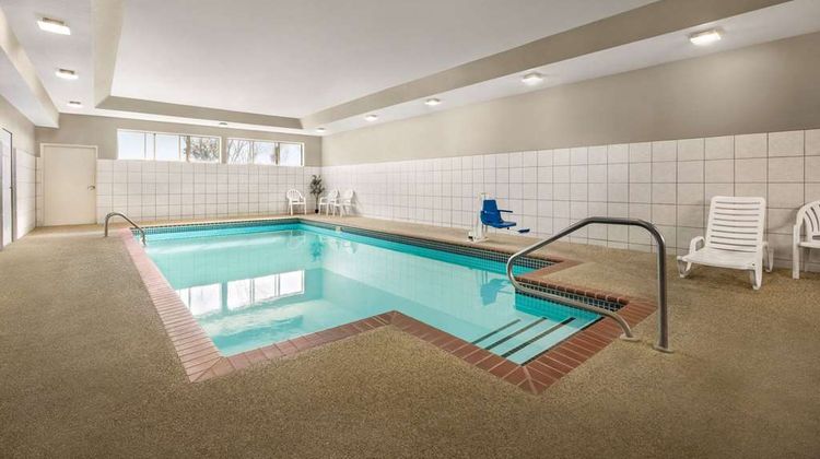 Microtel Inn & Suites by Wyndham New Ulm Pool