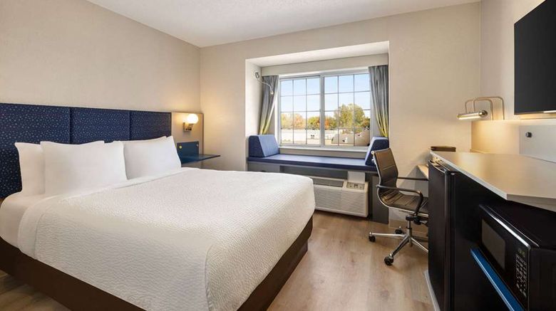 <b>Microtel Inn & Suites by Wyndham New Ulm Room</b>. Images powered by <a href="https://iceportal.shijigroup.com/" title="IcePortal" target="_blank">IcePortal</a>.