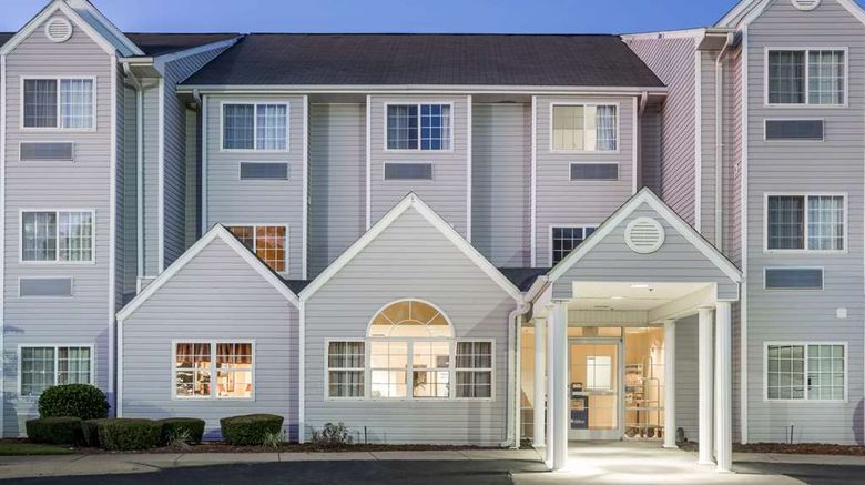<b>Microtel Inn & Suites Marianna Exterior</b>. Images powered by <a href="https://iceportal.shijigroup.com/" title="IcePortal" target="_blank">IcePortal</a>.