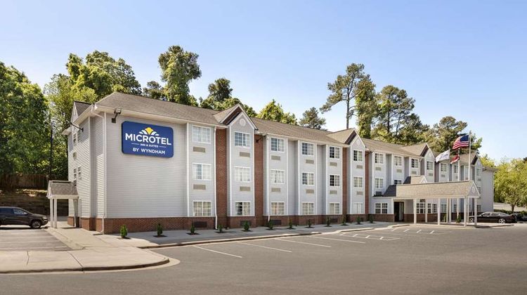 Microtel Inn & Suites by Wyndham Raleigh Exterior