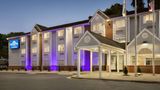 <b>Microtel Inn & Suites by Wyndham Raleigh Exterior</b>. Images powered by <a href="https://iceportal.shijigroup.com/" title="IcePortal" target="_blank">IcePortal</a>.