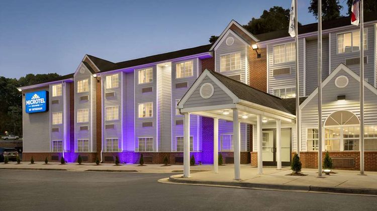 Microtel Inn & Suites by Wyndham Raleigh Exterior