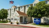 Microtel Inn & Suites by Wyndham Pueblo Exterior