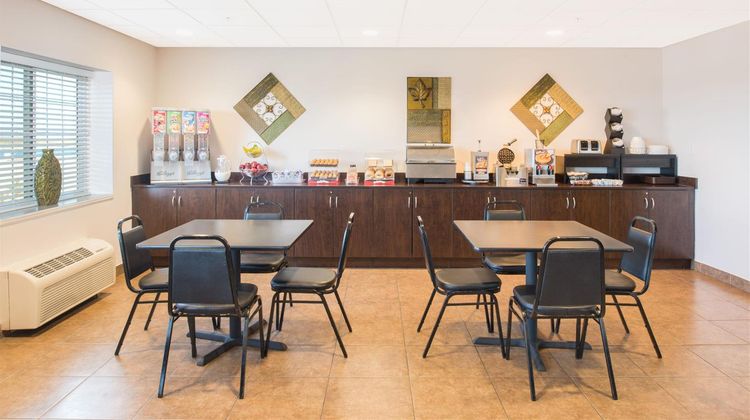 Microtel Inn & Suites by Wyndham Quincy Other