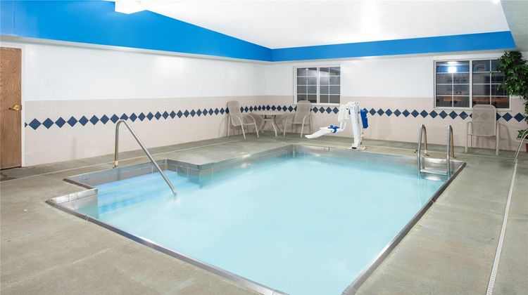 Microtel Inn & Suites Pool