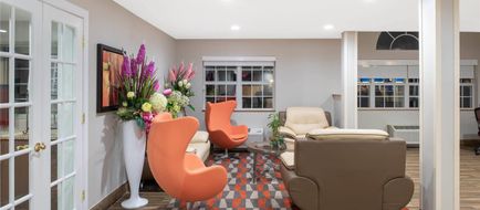 Microtel Inn & Suites Lobby