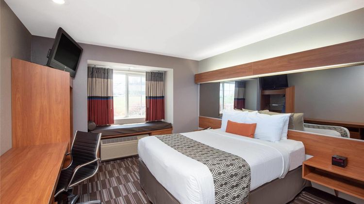 Microtel Inn & Suites Room