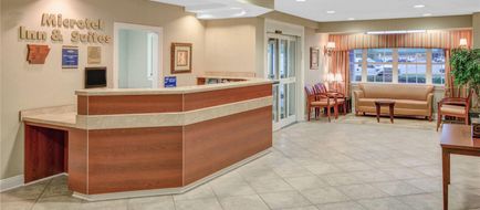 Microtel Inn & Suites Hattiesburg Lobby