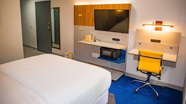 Microtel Inn & Suites Daphne/Mobile Room