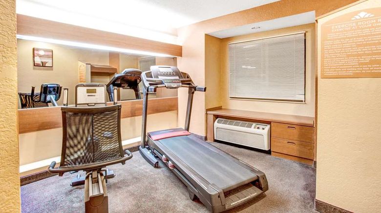 <b>Microtel Inn & Suites,Newport News Arpt Health</b>. Images powered by <a href="https://iceportal.shijigroup.com/" title="IcePortal" target="_blank">IcePortal</a>.