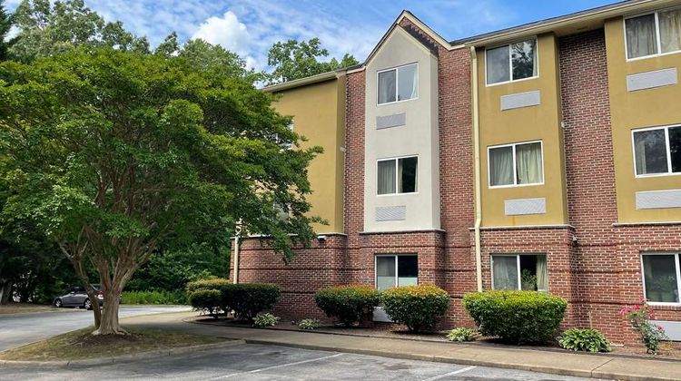 Microtel Inn & Suites,Newport News Arpt Exterior