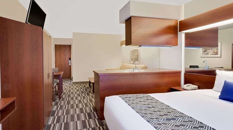 <b>Microtel Inn & Suites Middletown Room</b>. Images powered by <a href="https://iceportal.shijigroup.com/" title="IcePortal" target="_blank">IcePortal</a>.