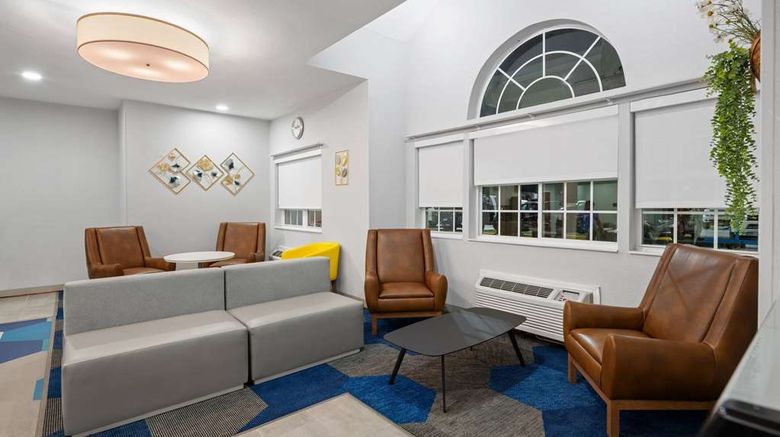 <b>Microtel Inn & Suites by Wyndham Houma Lobby</b>. Images powered by <a href="https://iceportal.shijigroup.com/" title="IcePortal" target="_blank">IcePortal</a>.