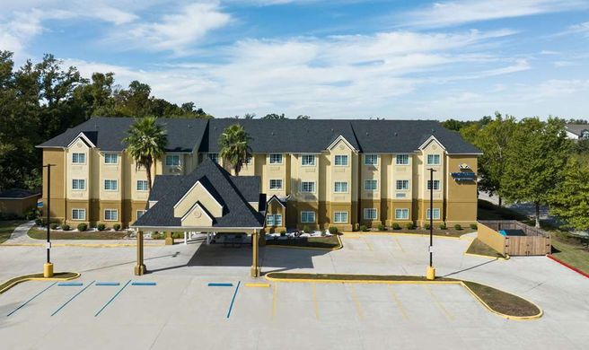 Microtel Inn & Suites by Wyndham Houma Exterior