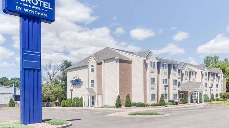 Microtel Inn & Suites by Wyndham Bath Exterior