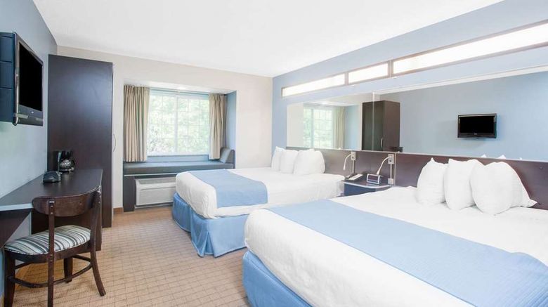 <b>Microtel Inn & Suites by Wyndham Bath Room</b>. Images powered by <a href="https://iceportal.shijigroup.com/" title="IcePortal" target="_blank">IcePortal</a>.
