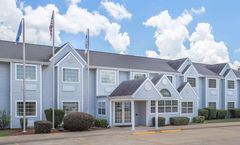 Microtel Inn & Suites Broken Bow