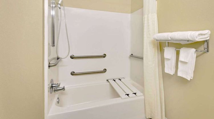 Microtel Inn & Suites Thomasville Room