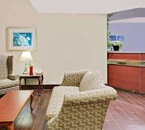 Microtel Inn & Suites Thomasville Lobby