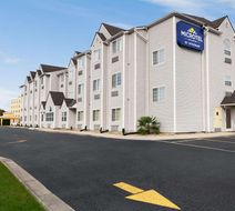 Microtel Inn & Suites Thomasville Exterior