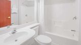 Microtel Inn & Suites Manistee Room