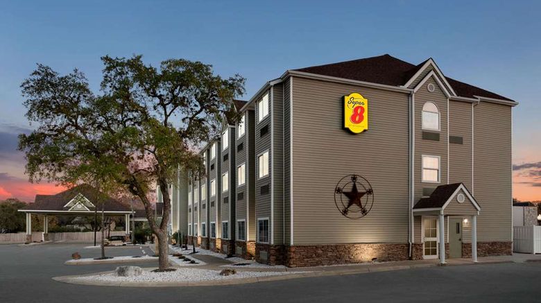 <b>Super 8 by Wyndham San Antonio Airpo Exterior</b>. Images powered by <a href="https://iceportal.shijigroup.com/" title="IcePortal" target="_blank">IcePortal</a>.