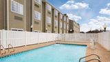 Super 8 by Wyndham San Antonio Airpo Pool