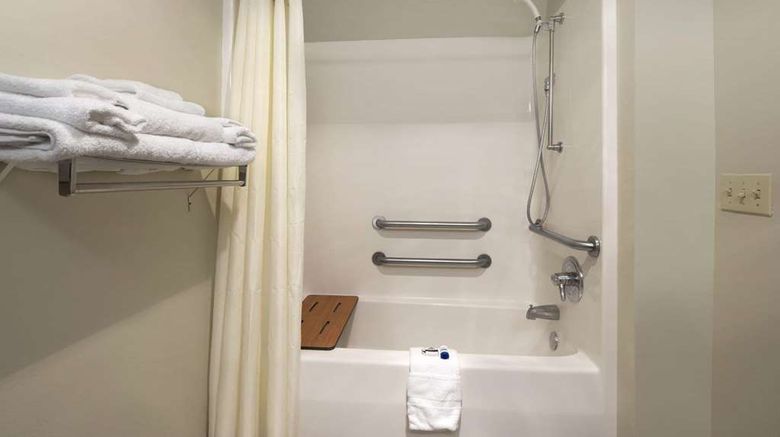<b>Microtel Inn/Suites Ponchatoula/Hammond Room</b>. Images powered by <a href="https://iceportal.shijigroup.com/" title="IcePortal" target="_blank">IcePortal</a>.