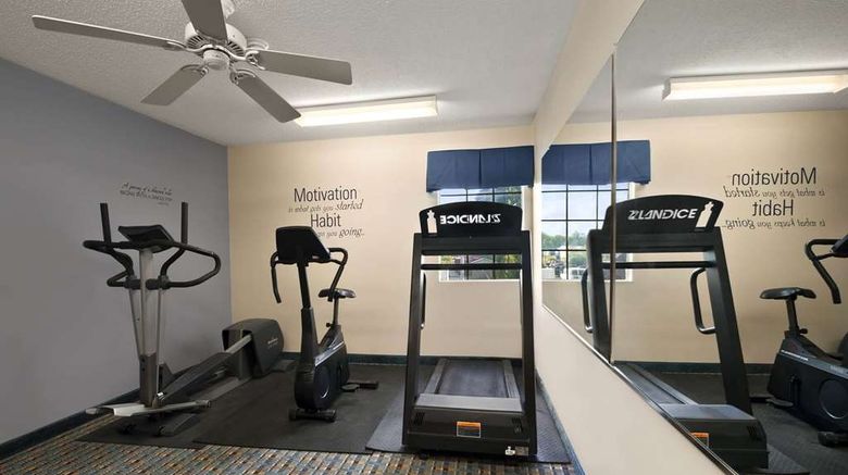 <b>Microtel Inn/Suites Ponchatoula/Hammond Health</b>. Images powered by <a href="https://iceportal.shijigroup.com/" title="IcePortal" target="_blank">IcePortal</a>.