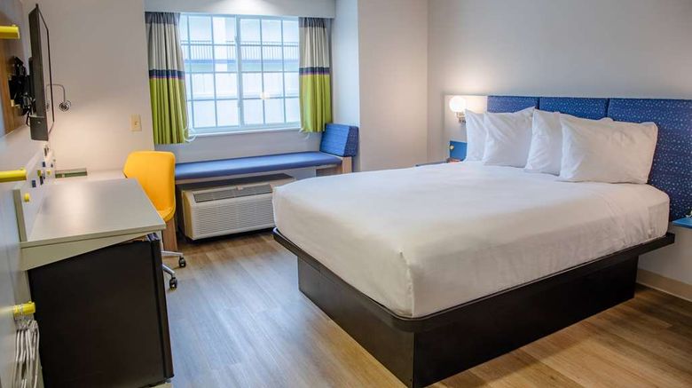 <b>Microtel Inn & Suites Kingsland Room</b>. Images powered by <a href="https://iceportal.shijigroup.com/" title="IcePortal" target="_blank">IcePortal</a>.