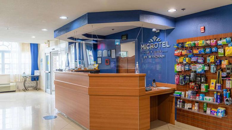 <b>Microtel Inn & Suites Kingsland Lobby</b>. Images powered by <a href="https://iceportal.shijigroup.com/" title="IcePortal" target="_blank">IcePortal</a>.