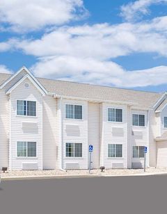 Microtel Inn & Suites Colfax/Newton