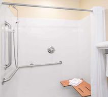 Microtel Inn & Suites Albertville Room